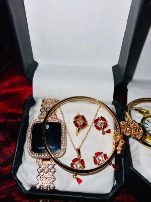 Royal luxury 4 in 1 ladies gift set